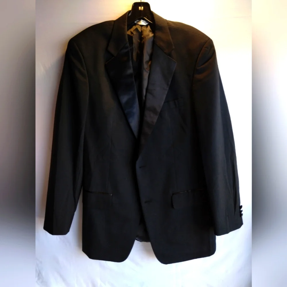 Jacket - Picture 1 of 5